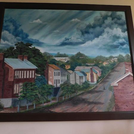 Red Roof Inn & Suites Wytheville Bagian luar foto