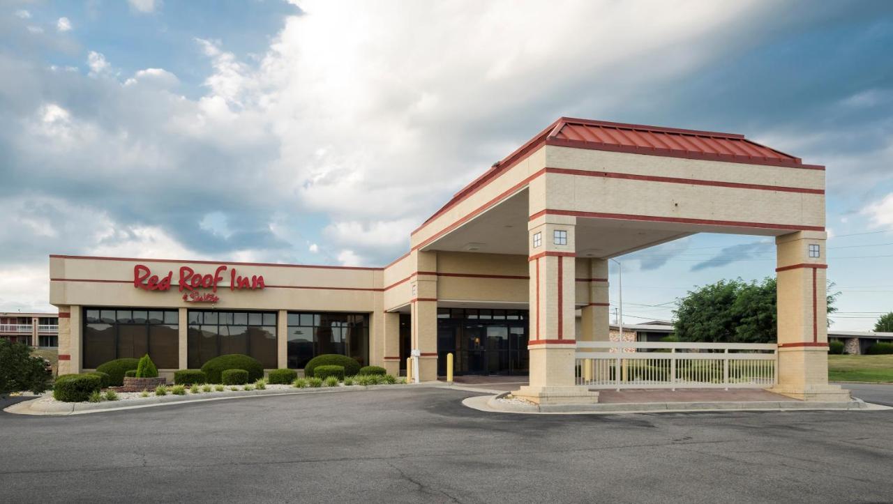 Red Roof Inn & Suites Wytheville Bagian luar foto