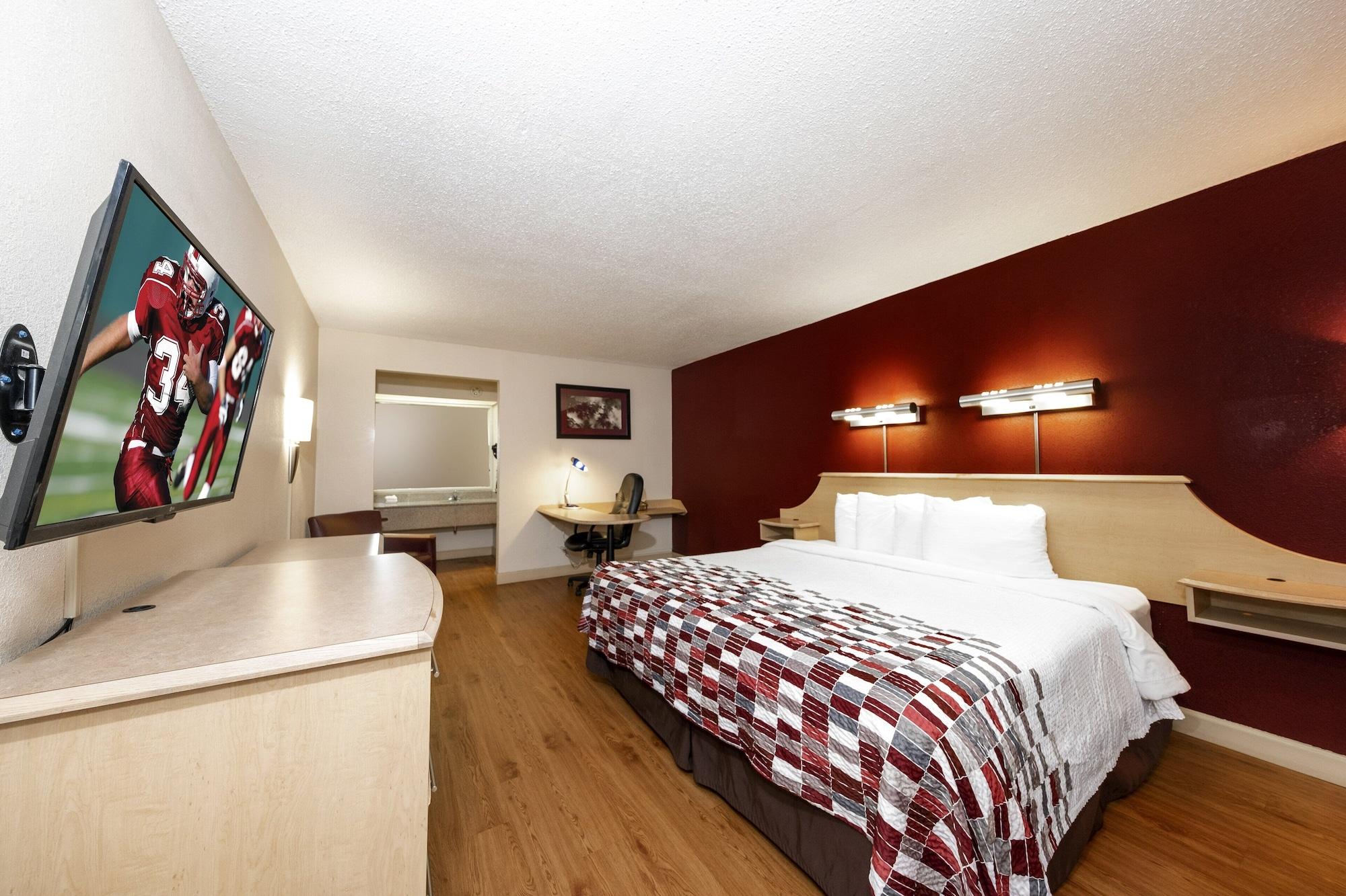 Red Roof Inn & Suites Wytheville Bagian luar foto