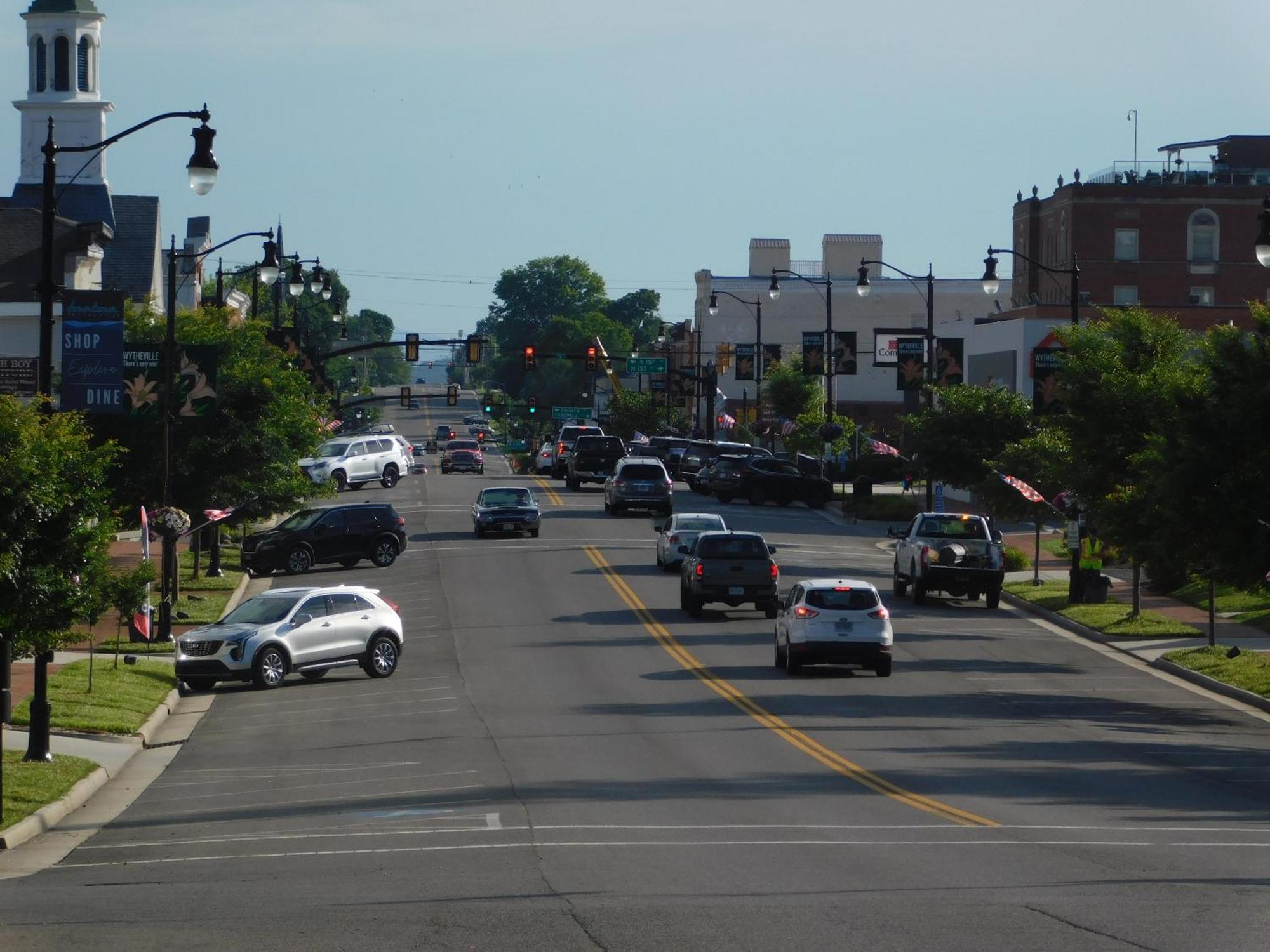 Red Roof Inn & Suites Wytheville Bagian luar foto