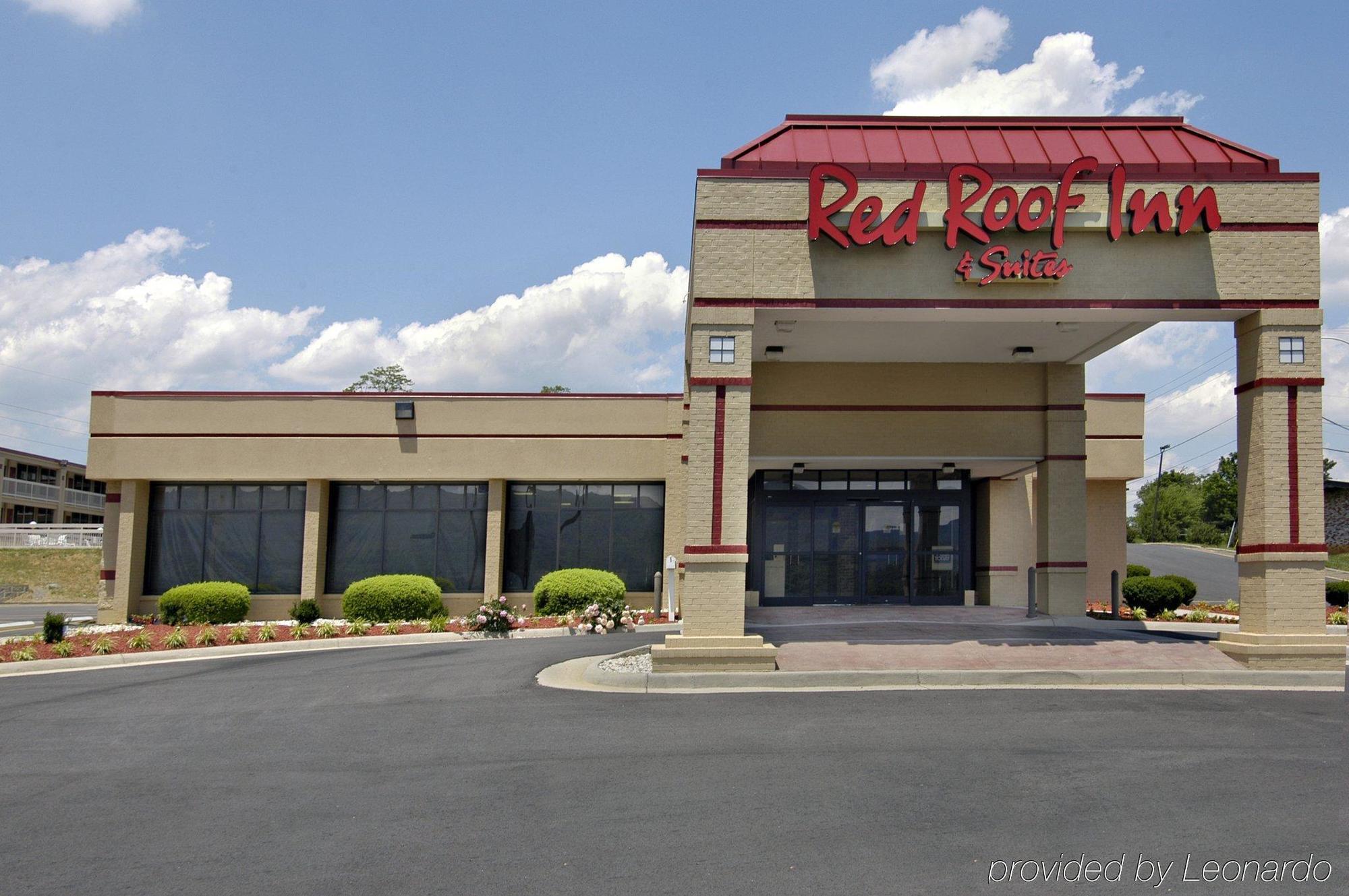 Red Roof Inn & Suites Wytheville Bagian luar foto